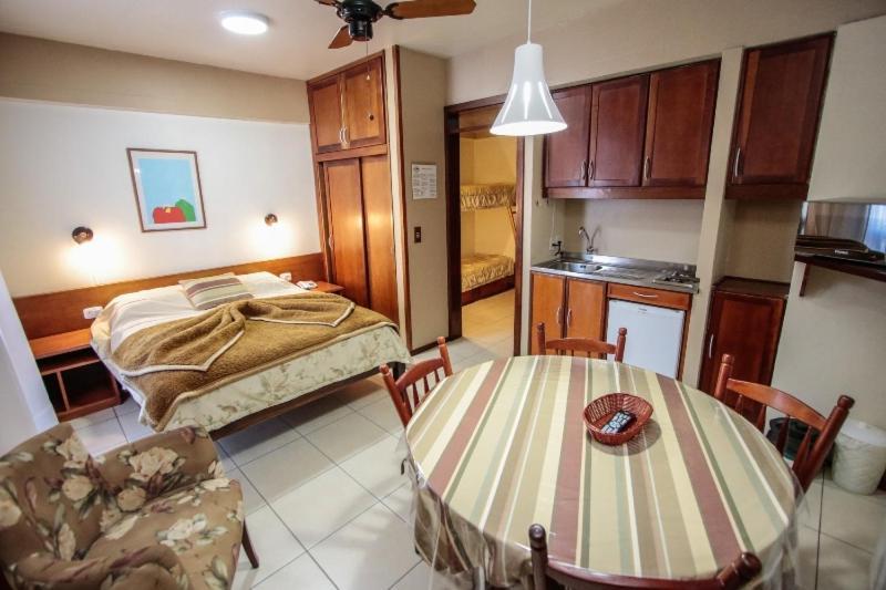 Residencial Pousada Do Serrano - 1 Quarto Gramado Bagian luar foto